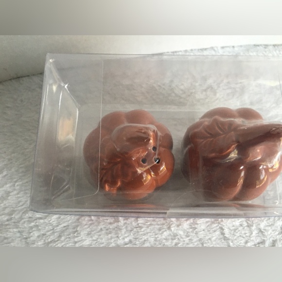 Tablecloth Fall Harvest Theme with Pumpkin Salt Pepper Shakers - 60" Round - Picture 7 of 10